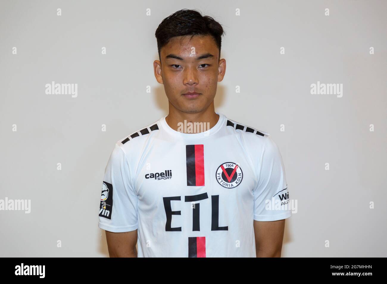 Fußball, 3. Liga, 2021/2022, FC Viktoria Köln, Sportpark Hoehenberg, Teampräsentation zur neuen Spielsaison, Pressefotoschießen, Seokju Hong Stockfoto