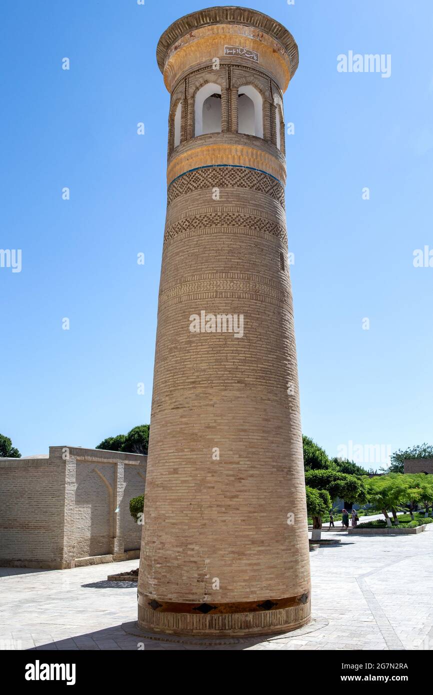 Minarett, Wallfahrtsort, Baha-ud-DIN Naqshband-Komplex, Hazrat Muhammad Bahauddin Shah Naqshband, Sufi-heiliger aus dem 14. Jahrhundert, Buchara, Usbekistan Stockfoto