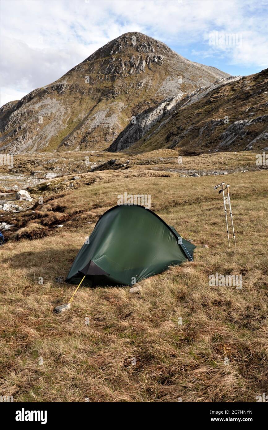 Wildes Campen unter dem schottischen Hochland von Stob Ban Grey Corries Stockfoto