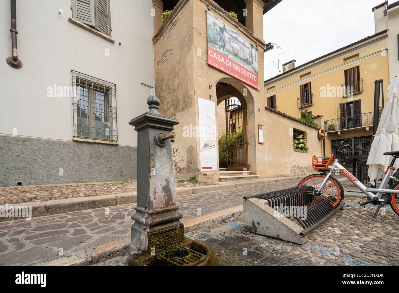 Mantua, Italien. 13. Juli 2021. Außenansicht des Hauses Rigoletto im Stadtzentrum Stockfoto