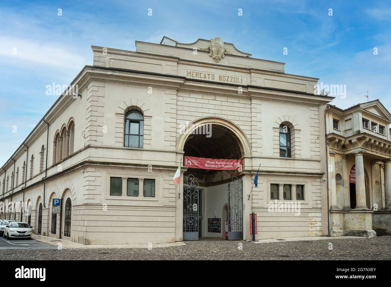 Mantua, Italien. 13. Juli 2021. Das Nationale Archäologische Museum im Stadtzentrum Stockfoto