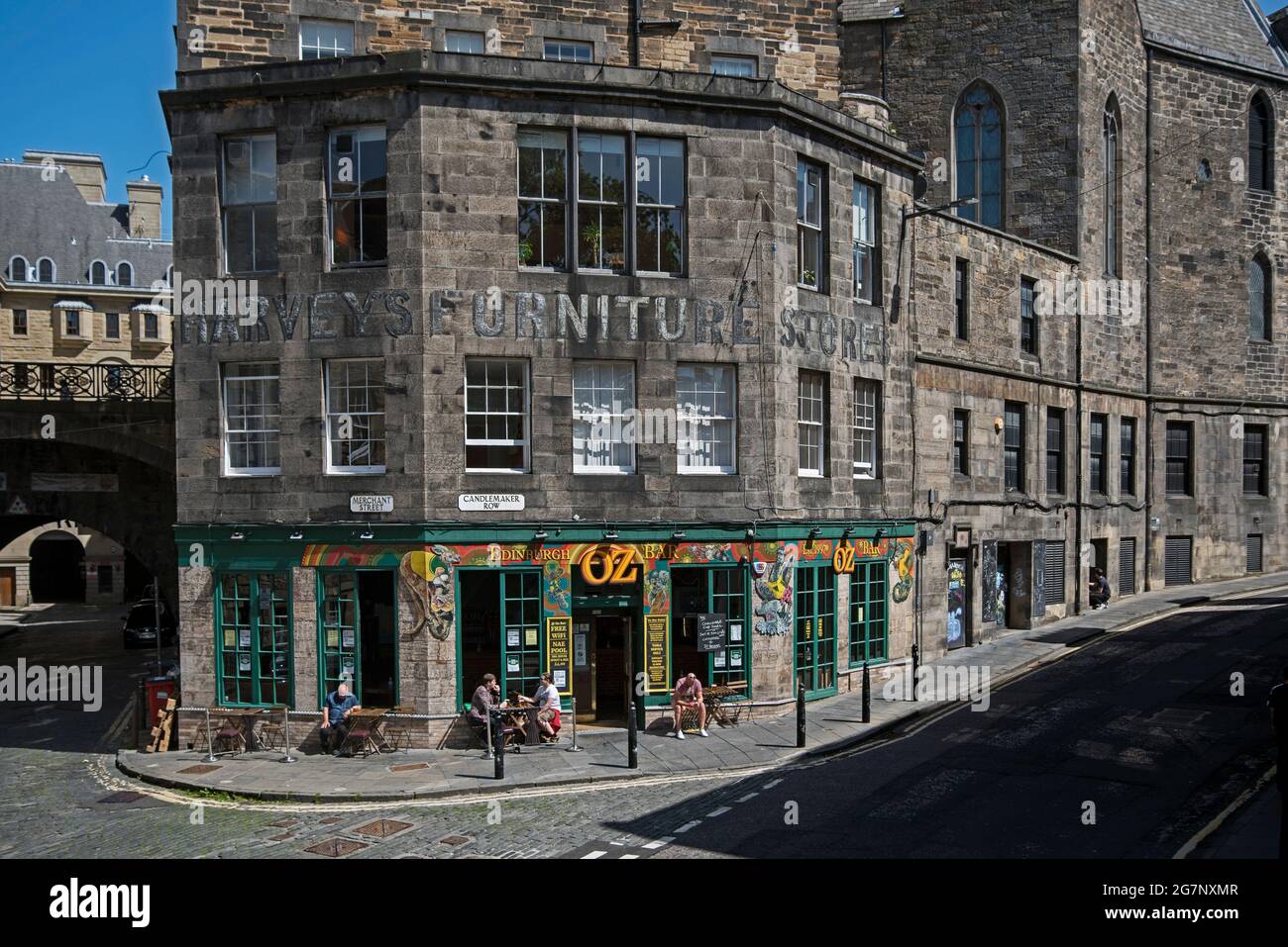 OZ Bar in der Candlemaker Row in der Altstadt von Edinburgh. Stockfoto