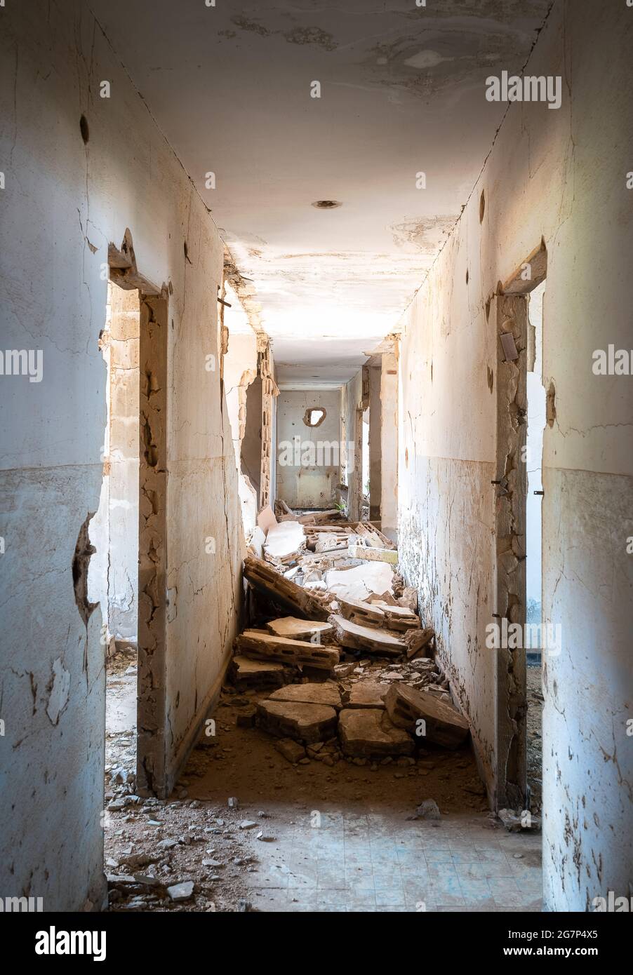 Verlassene Schule im Aley Distrikt Libanon Stockfoto