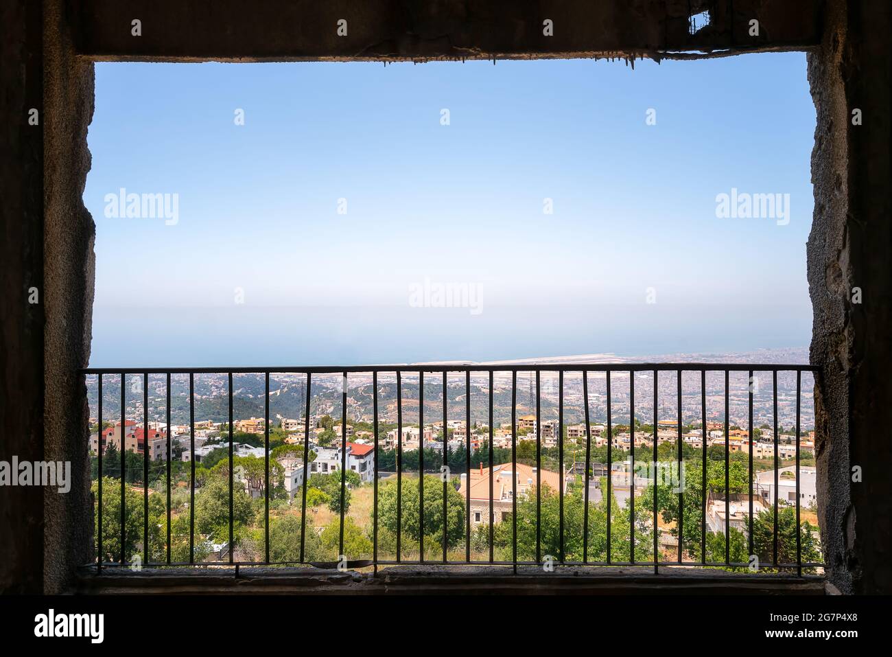 Verlassene Schule im Aley Distrikt Libanon Stockfoto