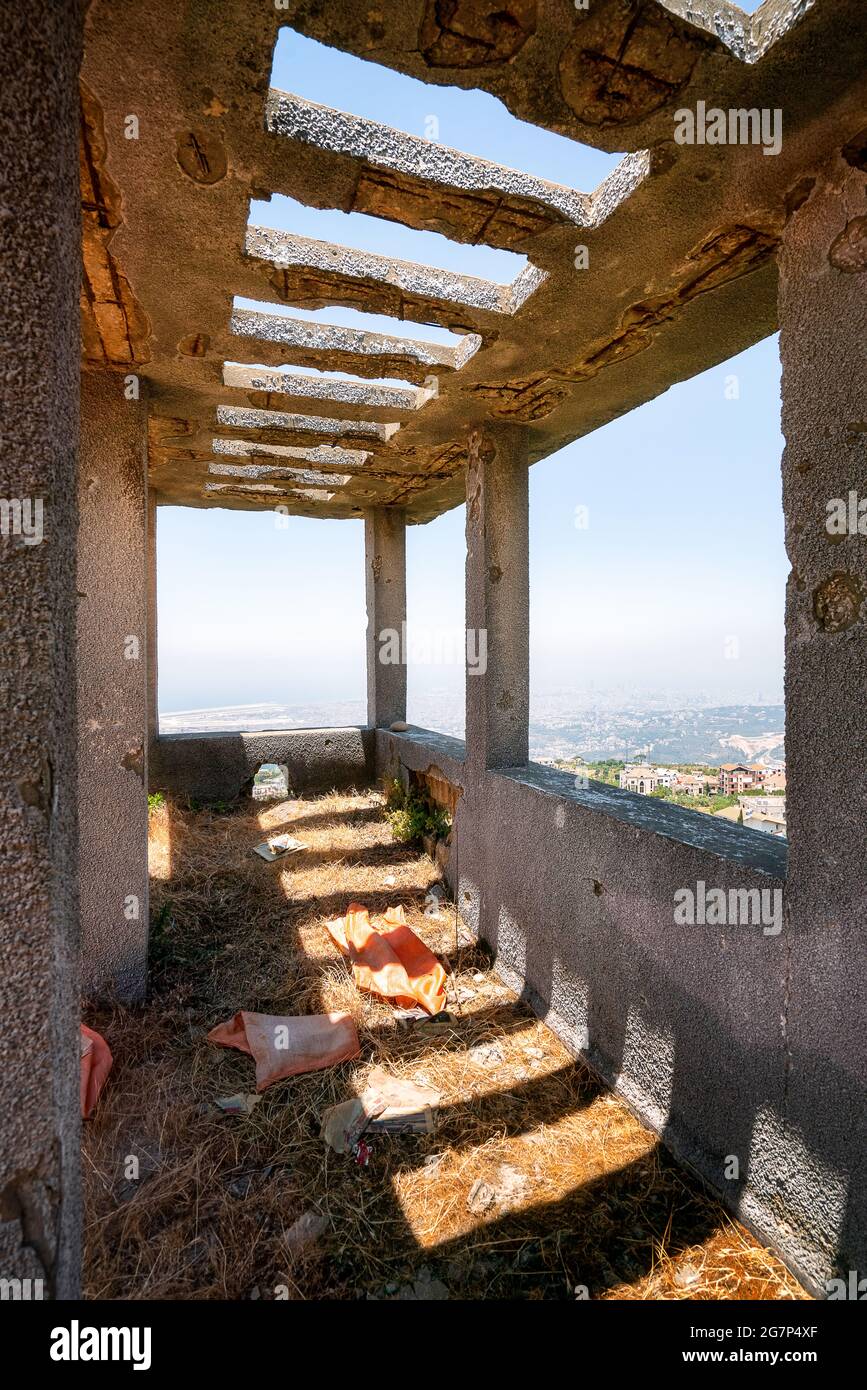 Verlassene Schule im Aley Distrikt Libanon Stockfoto