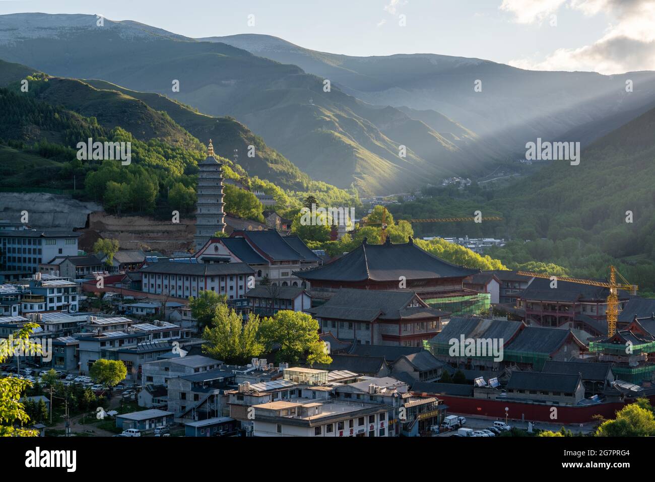 Luftaufnahme des Wutai-Berges bei Sonnenaufgang, Provinz Shanxi, China Stockfoto