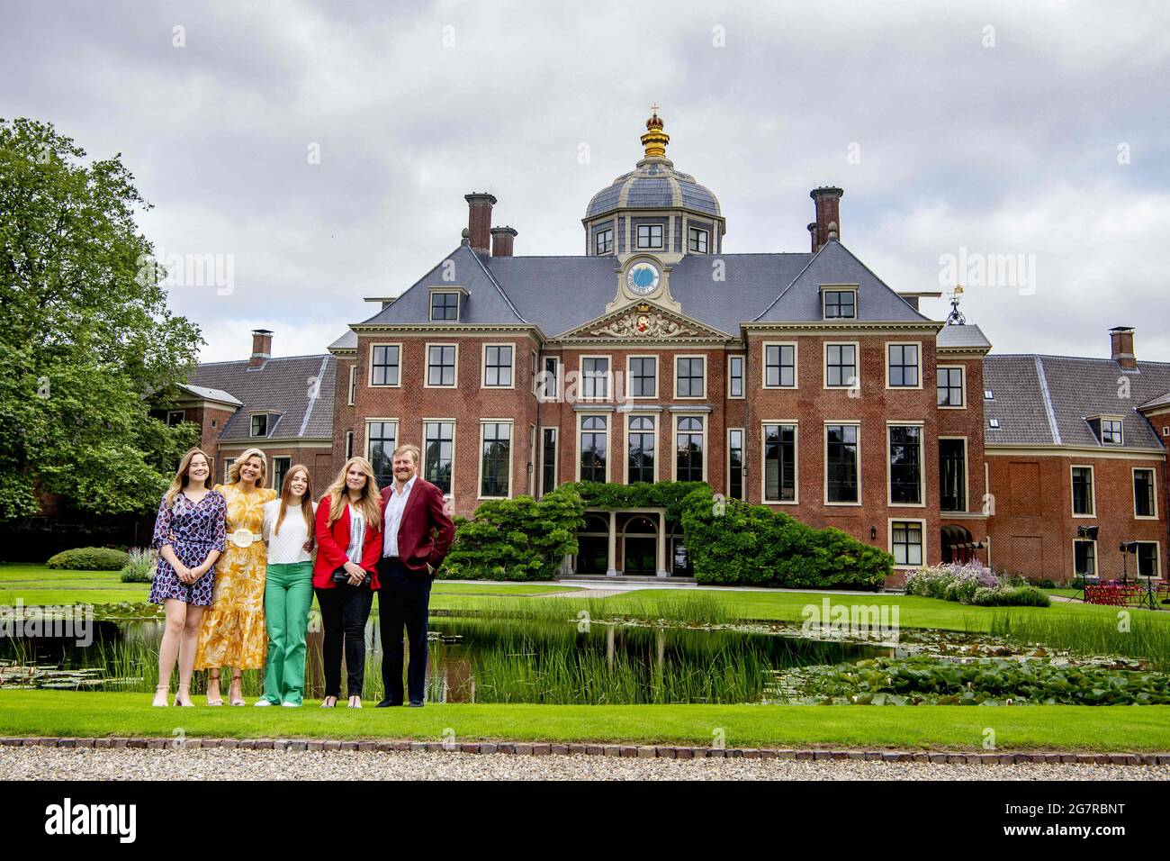 Prinzessin Maxima und Prinzessin Catharina Amalia Stockfotos und -bilder  Kaufen - Alamy