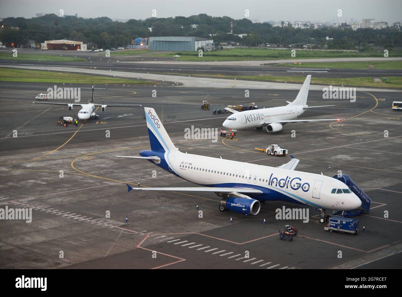 Indigo-Flugzeug, Flughafen Mumbai, Sahar International Airport, Chhatrapati Shivaji International Airport, CSIA, Bombay, Mumbai, Maharashtra, Indien, Asien Stockfoto
