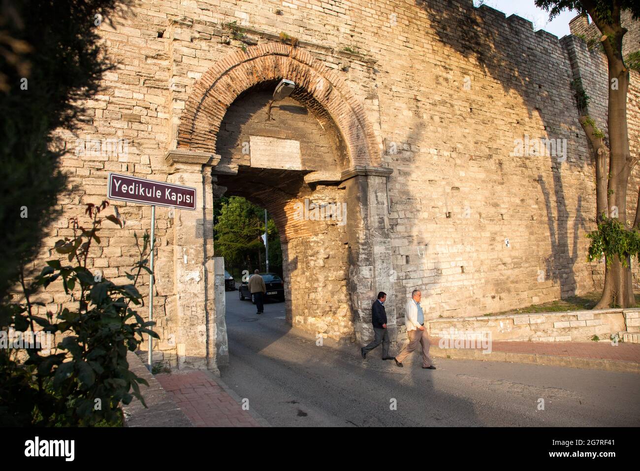 Istanbul, Türkei - 05-20-2017:Yedikule Tor der historischen byzantinischen Stadtmauer, Istanbul Stockfoto