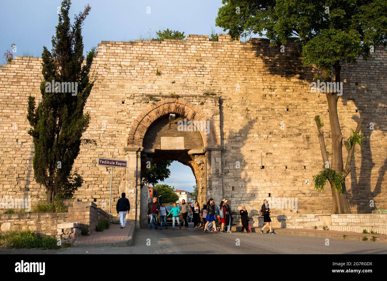 Istanbul, Türkei - 05-20-2017:Yedikule Tor der historischen byzantinischen Stadtmauer, Istanbul Stockfoto