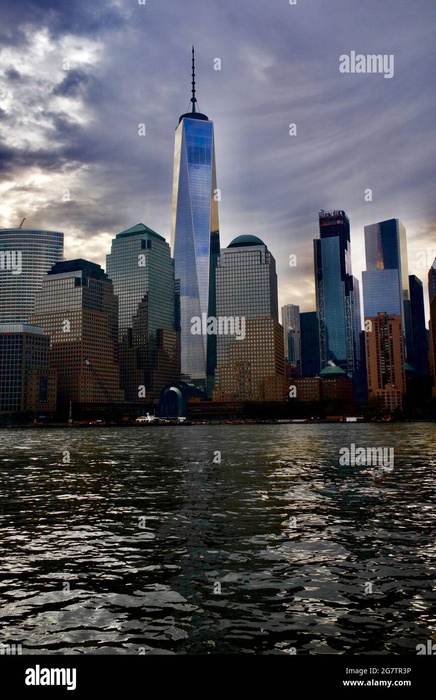 Das World Trade Center in Manhattan, NYC von der New York Waterway Fähre auf dem Hudson River. Stockfoto