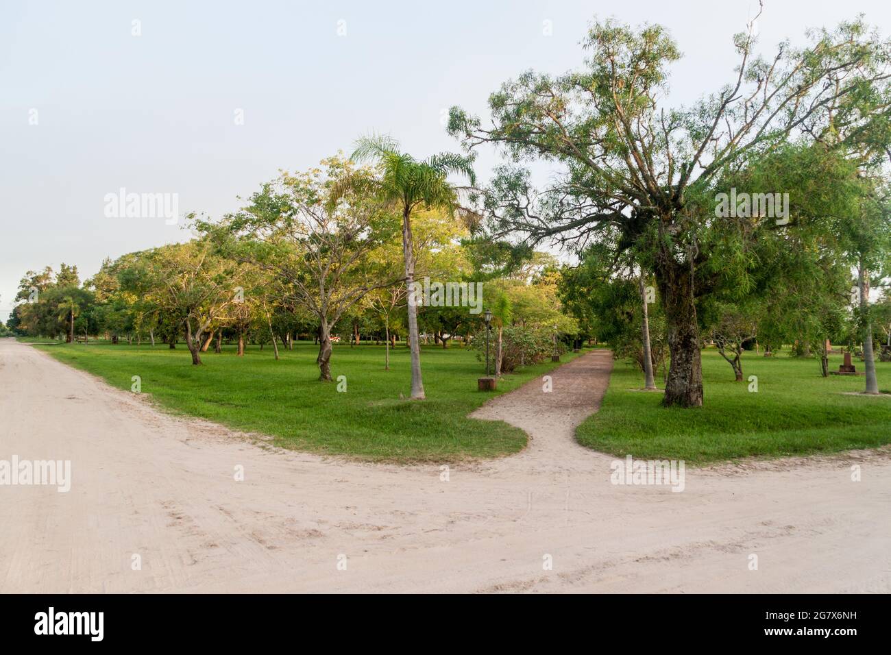 Stadtplatz in Colonia Pellegrini in Esteros del Ibera, Argentinien Stockfoto