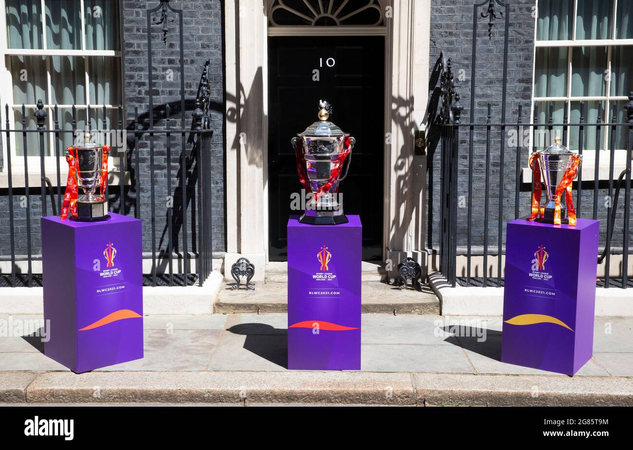 London, Großbritannien. Juli 2021. Rugby League World Cup 2021 Trophäen. Kredit: Mark Thomas/Alamy Live Nachrichten Stockfoto