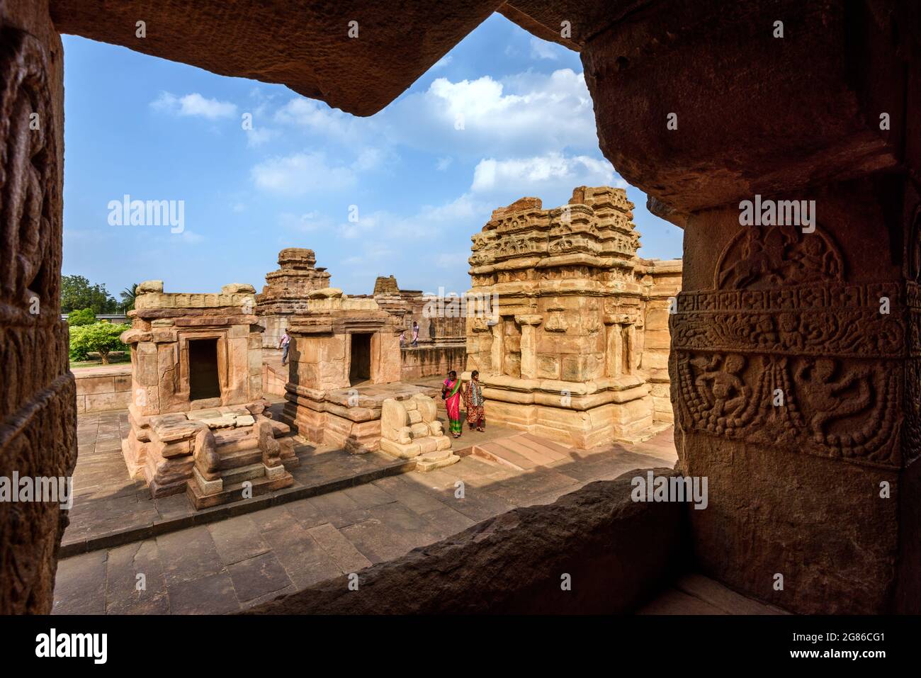 Aibole, Karnataka - 8. Januar 2020 : Hindu-gott-Tempel in Aibole. Eines der berühmten Touristenziele in Karnataka, Indien. Stockfoto