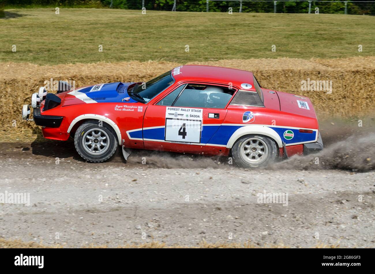 Triumph TR7 V8-Rallyewagen auf der Rallye-Bühne beim Goodwood Festival of Speed 2013. Klassischer Sportwagen der 1970er Jahre Stockfoto