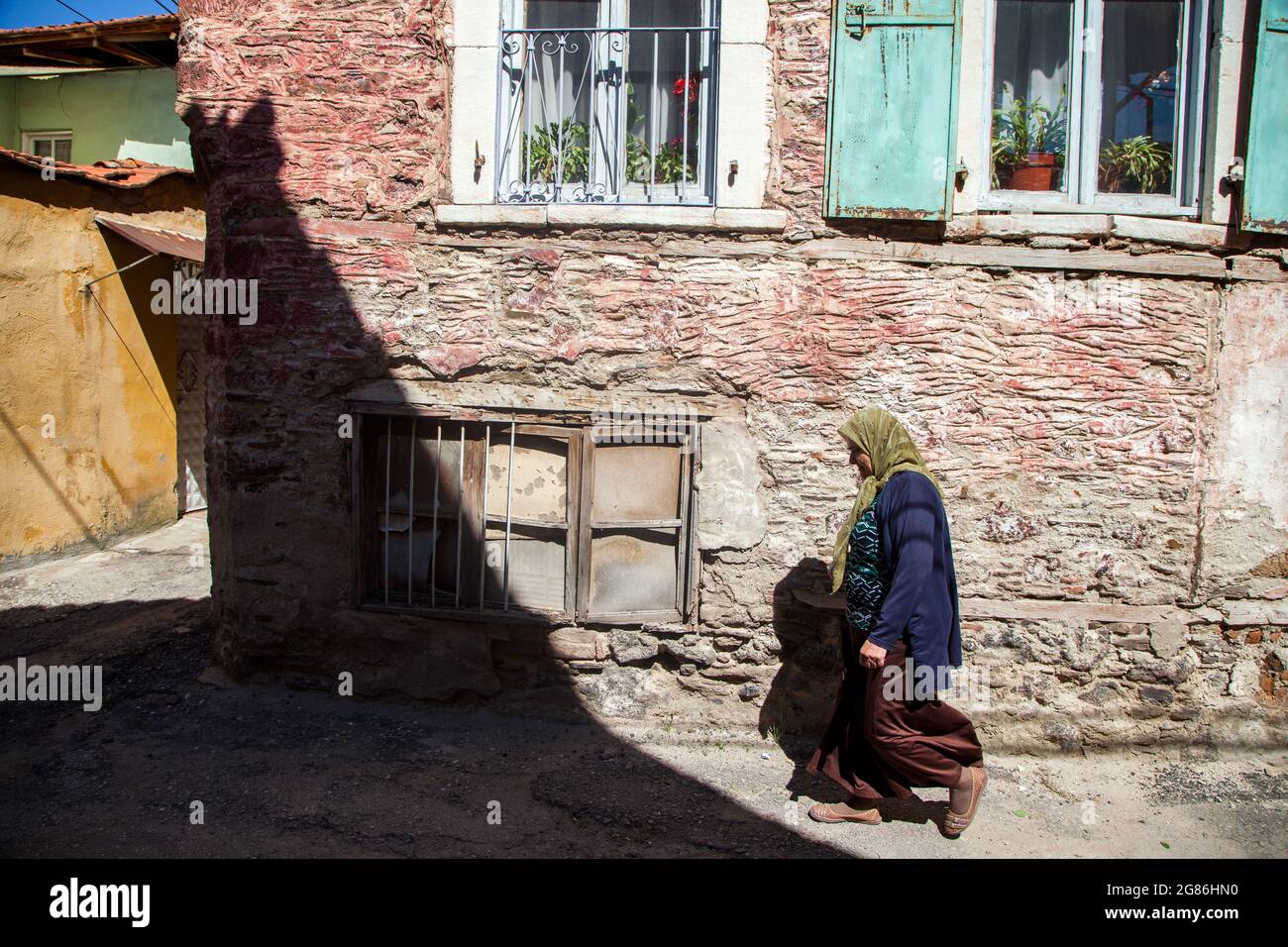 Manisa, Türkei - 04-21-2016:traditionelle bunte Häuser des Kula Bezirks Stockfoto