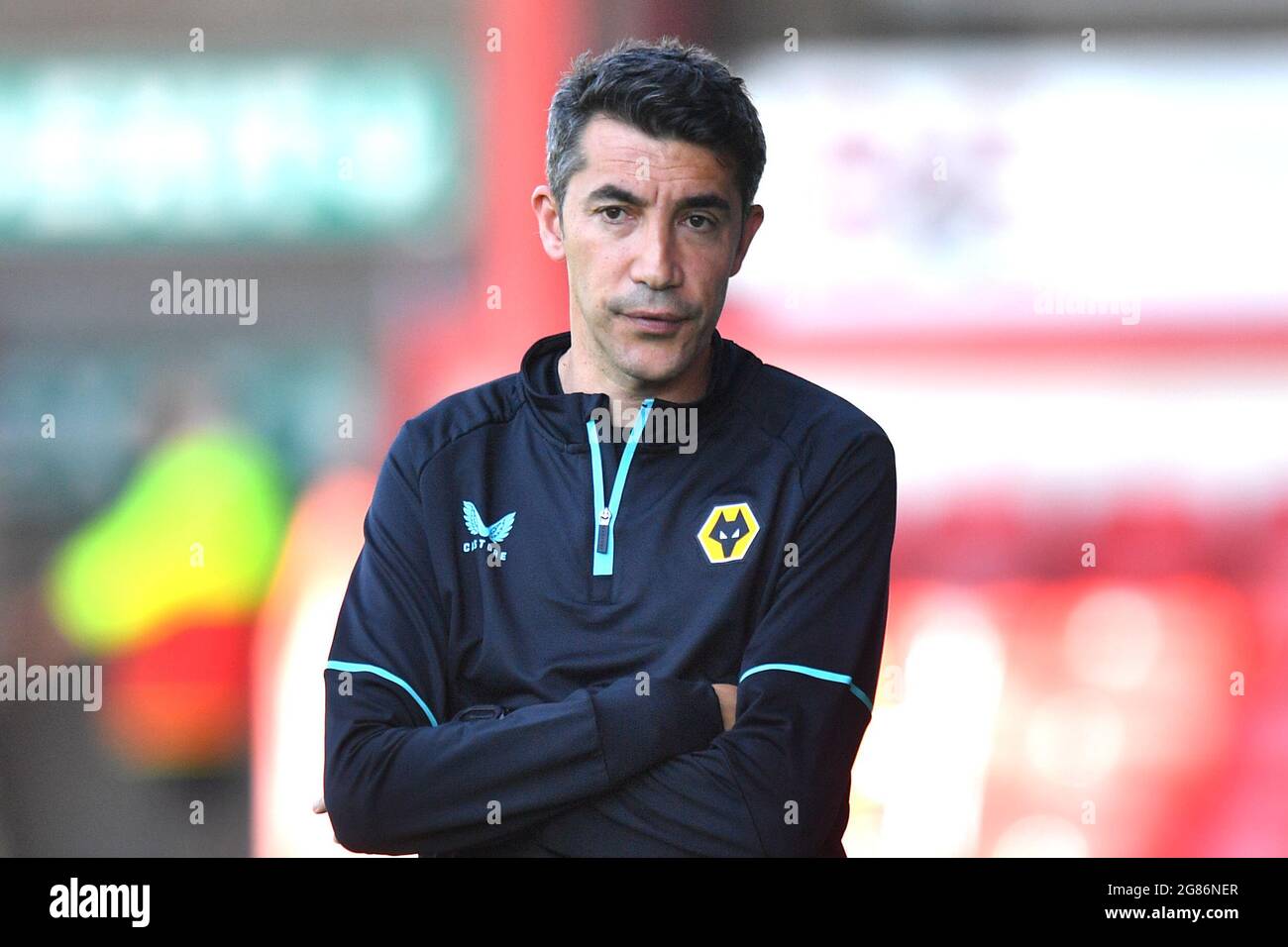 Bruno Lage Manager Von Wolverhampton Wanderers Wahrend Des Vorsaison Freundschaftsspiel Im Mornflake Stadium Crewe Stockfotografie Alamy