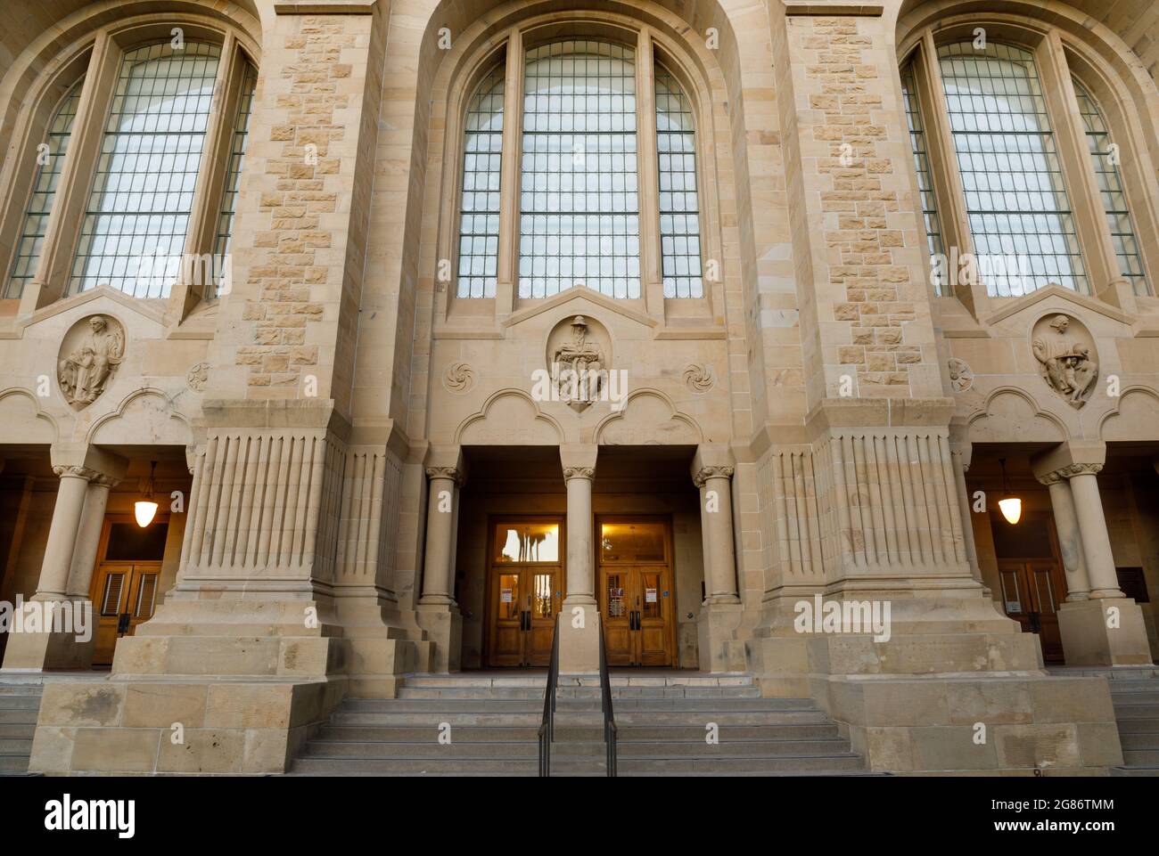 Die façade der Green Library an der Stanford University, Kalifornien Stockfoto