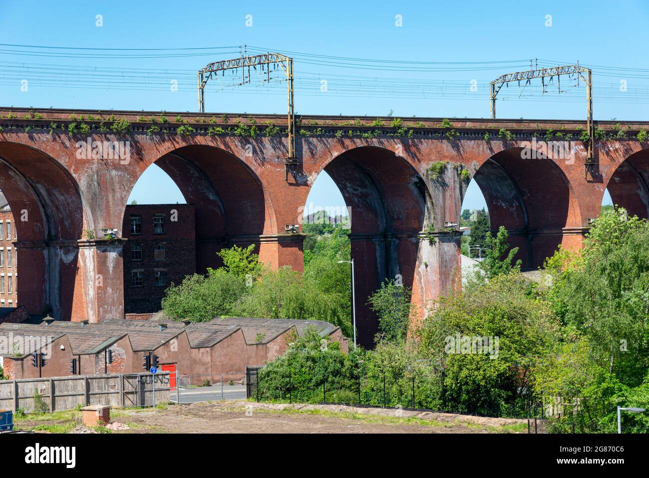 Stockports historisches Backsteinviadukt, Greater Manchester, England. Stockfoto