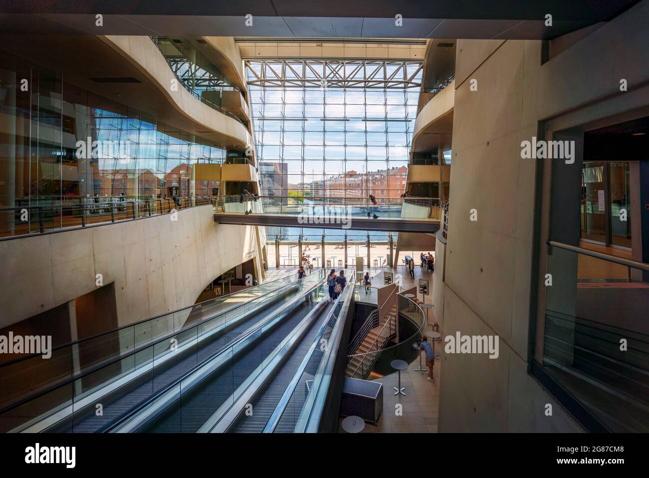 The Black Diamond Interior Atrium View - Moderne Erweiterung der Königlichen Dänischen Bibliothek - Kopenhagen, Dänemark Stockfoto