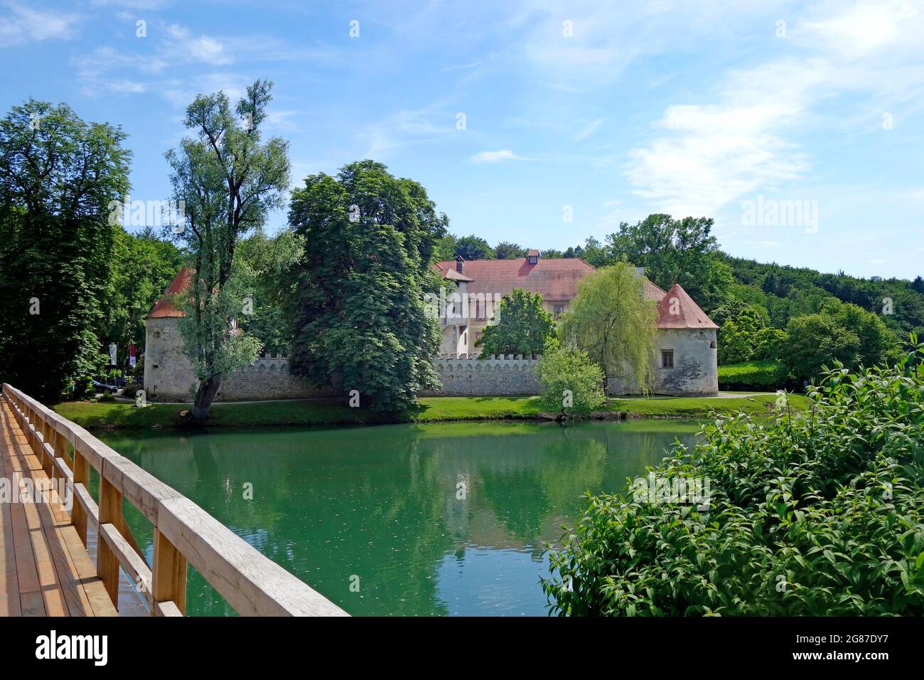 Burg Otocec auf der Insel Krka, Dolenjska, Slovenija Stockfoto