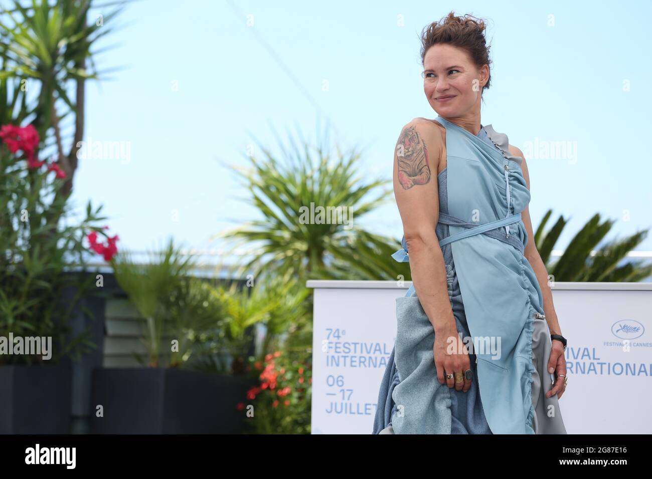 11. Juli 2021, Cannes, Frankreich: SEIDI HAARLA während des Fotoalles für den finnischen Film „Fach Nr. 6“ im Rahmen der 74. Jährlichen Filmfestspiele von Cannes. (Bild: © Mickael Chavet über ZUMA Wire) Stockfoto