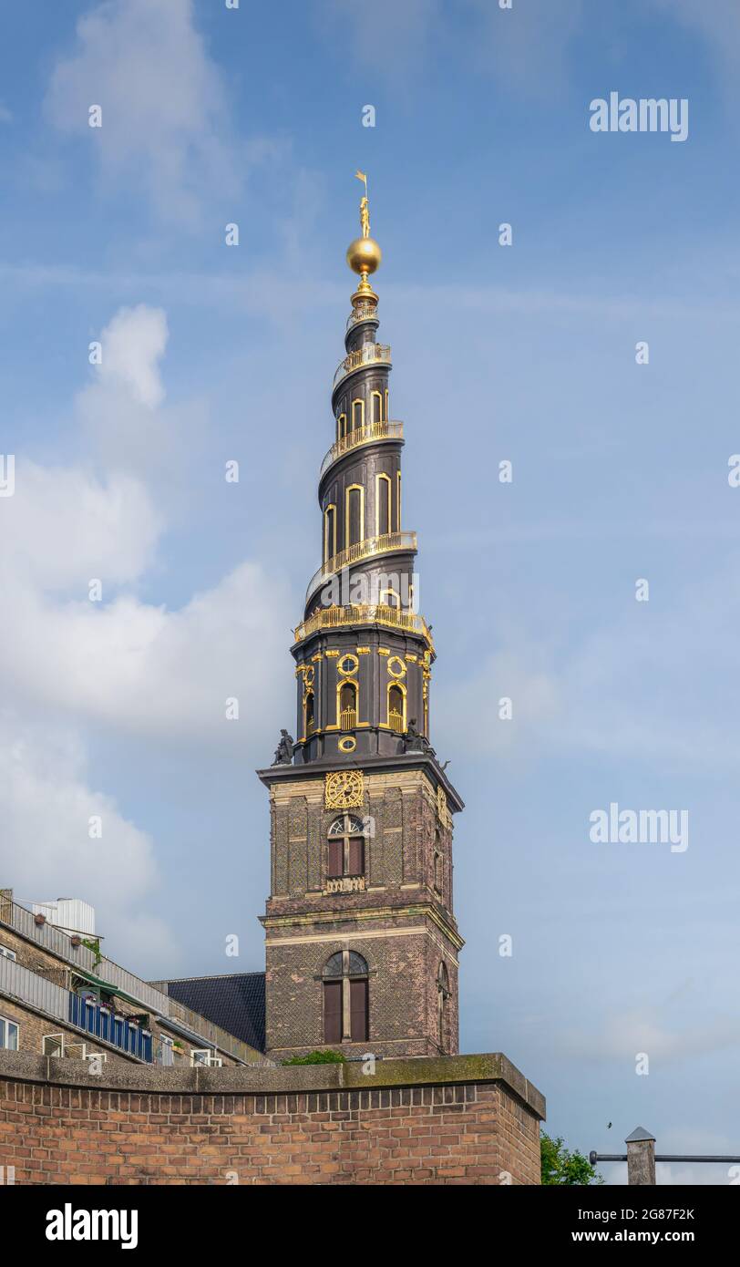Kirche unseres Erlösers (vor Frelsers Kirke) Turm - Kopenhagen, Dänemark Stockfoto
