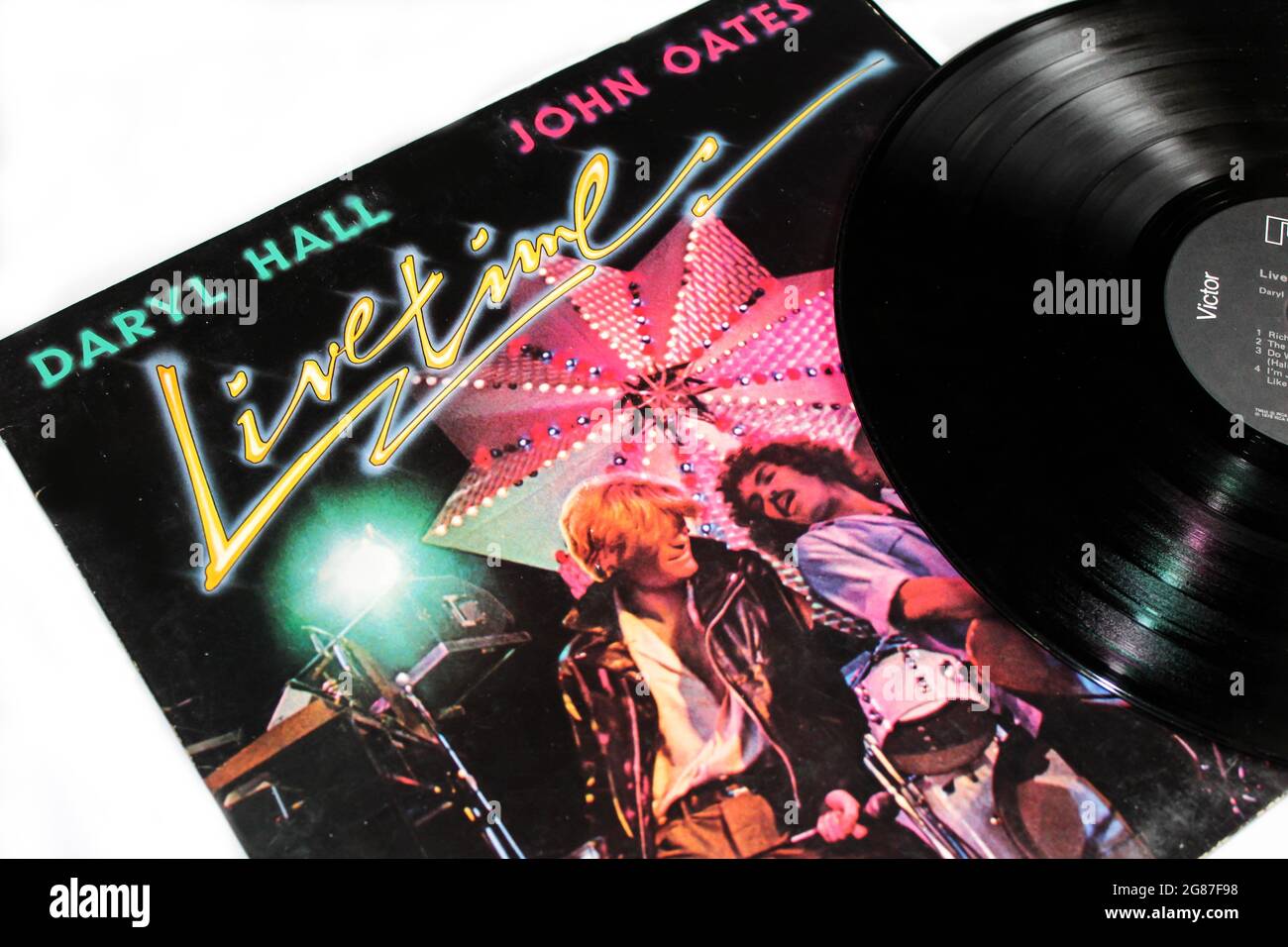 Pop- und Dance-Rockband, Hall and Oats-Musikalbum auf Vinyl-Schallplatte. Titel: Livetime Album Cover Stockfoto