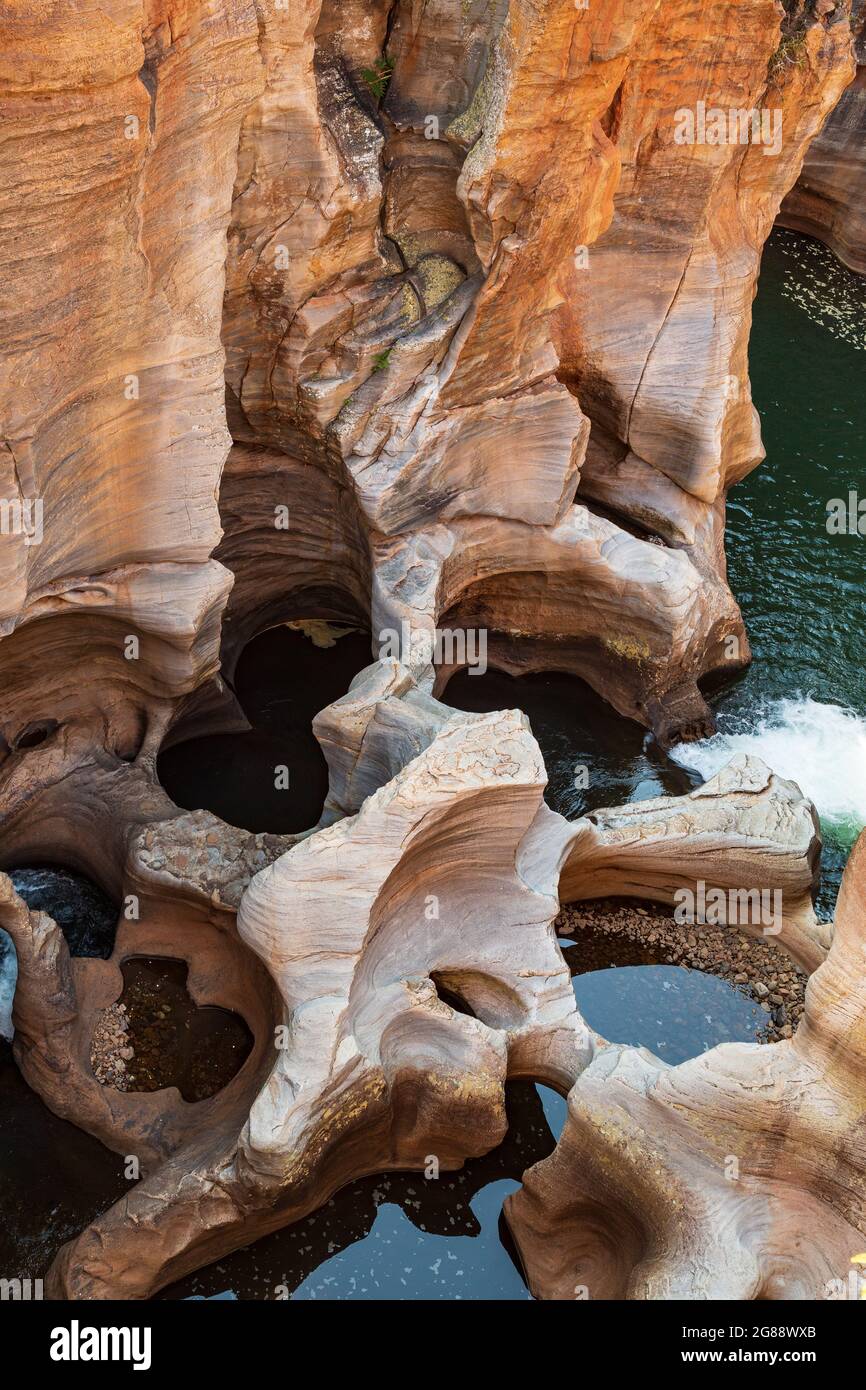 Bourkes Glückspothole, erodierte Sandsteinformationen am Blyde River Canyon, Mpumalanga, Südafrika Stockfoto