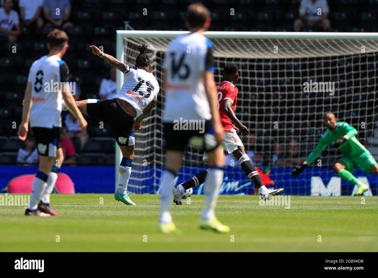 Colin Kazim-Richards #13 von Derby County erzielt 1-2 Punkte Stockfoto