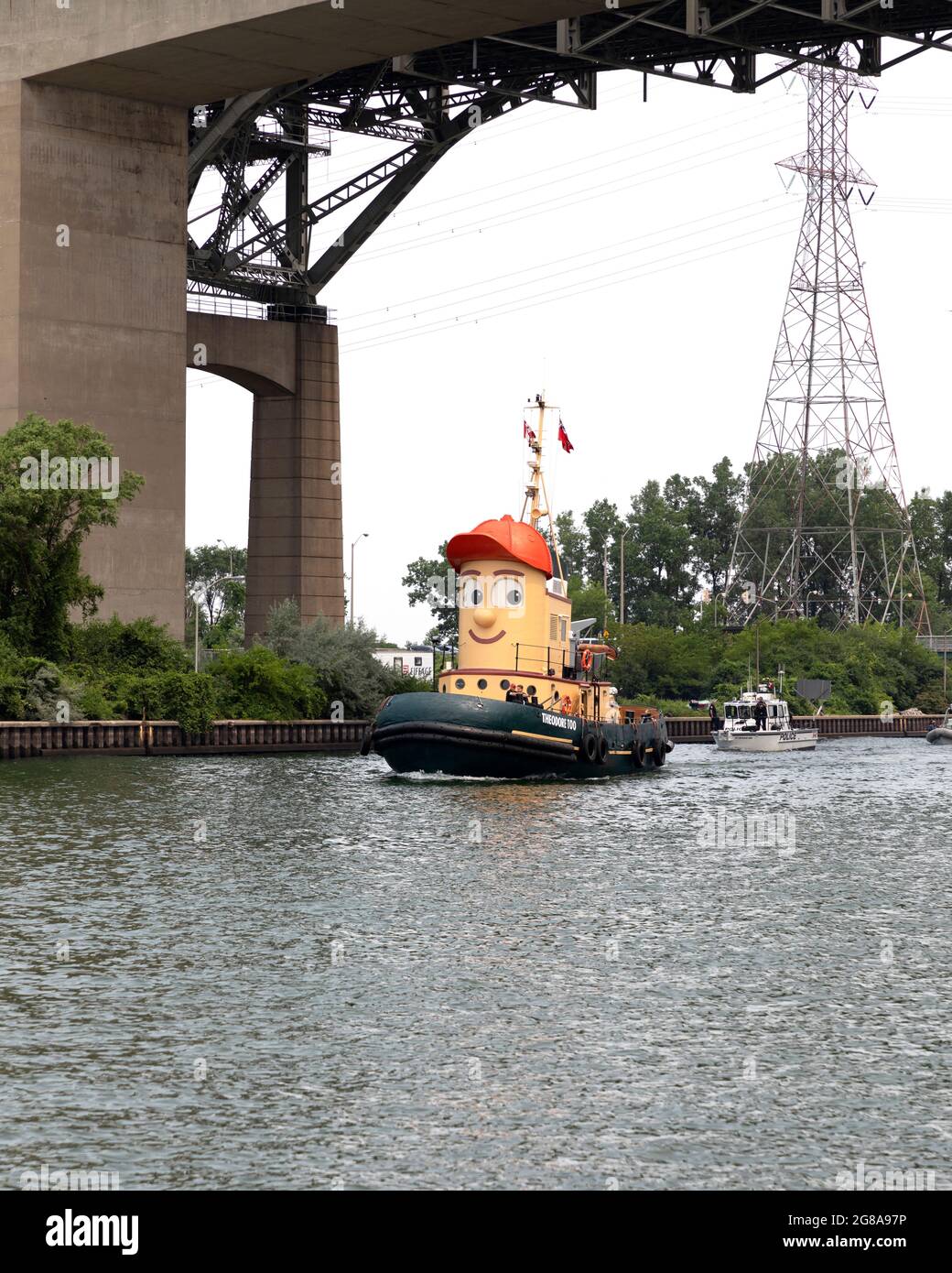 Theodore Too Tugboat kommt am Hafen von Hamilton an. Hamilton, Ontario, Kanada. Stockfoto