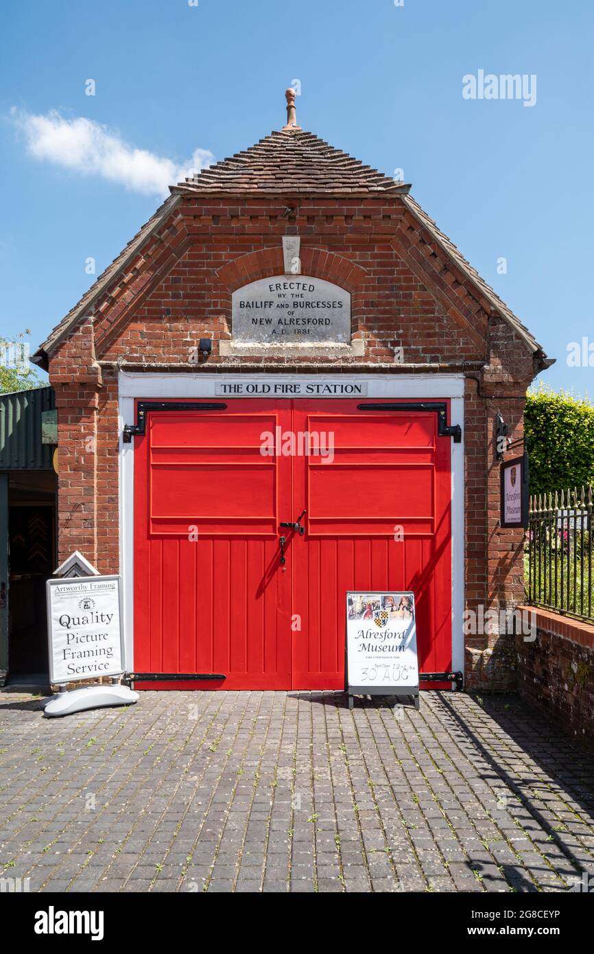 Die Old Fire Station in Alresford, Hampshire, England, Großbritannien, ein denkmalgeschütztes Gebäude und Stadtmuseum. Stockfoto