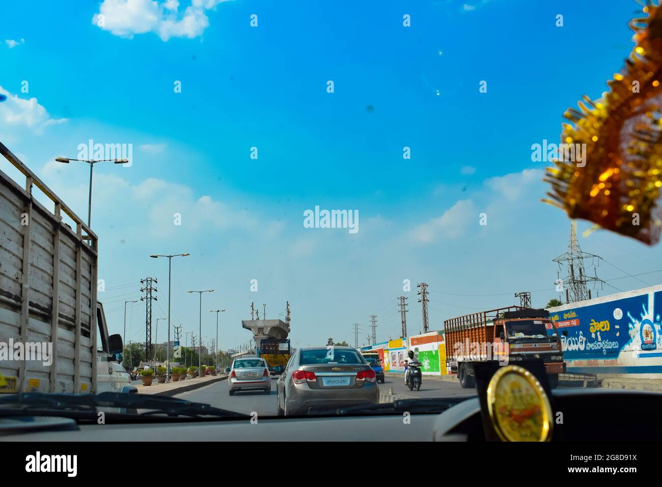 Hyderabad Road, Ring Road mit Trafic View. Indien. Stockfoto