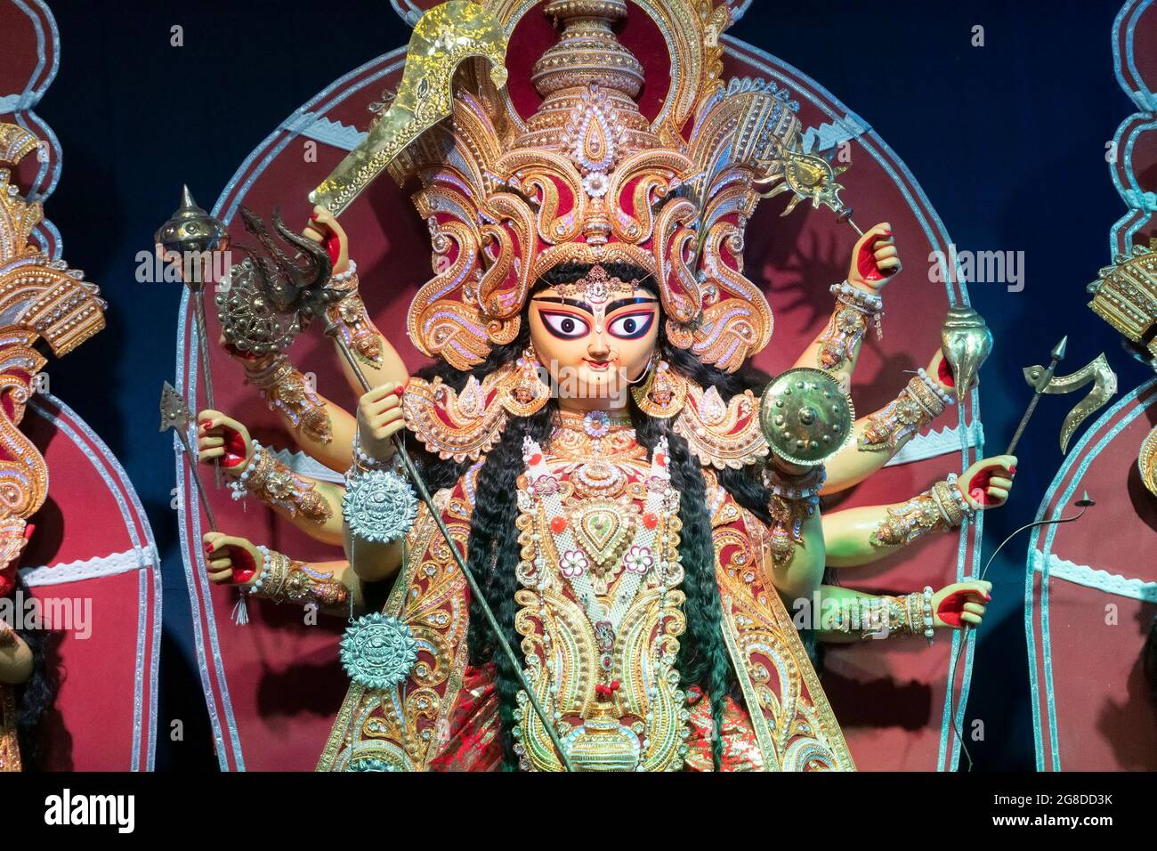 Howrah, Westbengalen, Indien - 5. Oktober 2019 : Göttin Durga Idol, Durga Puja Festival - größtes Festival des Hinduismus. Stockfoto