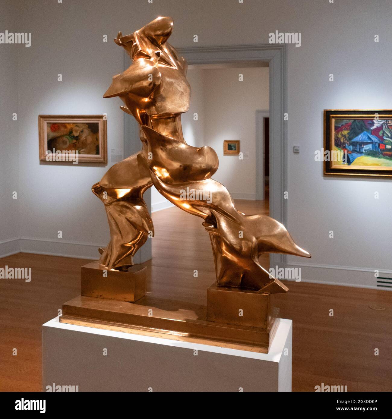 Unique Forms of Continuity in Space ist eine futuristische Bronzeskulptur aus dem Jahr 1913 von Umberto Boccioni, die im New Orleans Museum of Art zu sehen ist Stockfoto
