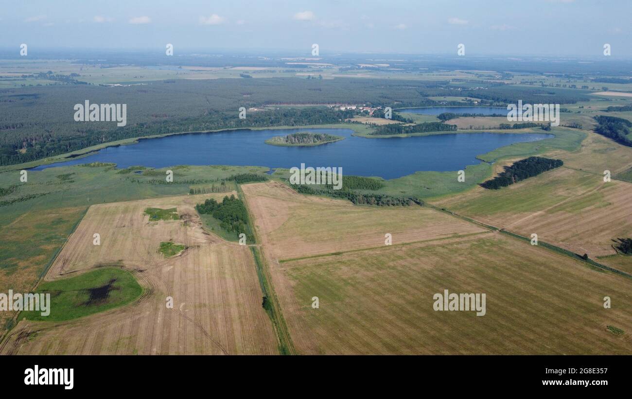 Luftaufnahme des Großen Koblentzer Sees, einem See im Landkreis Vorpommern-Greifswald in Mecklenburg-Vorpommern, Deutschland Stockfoto