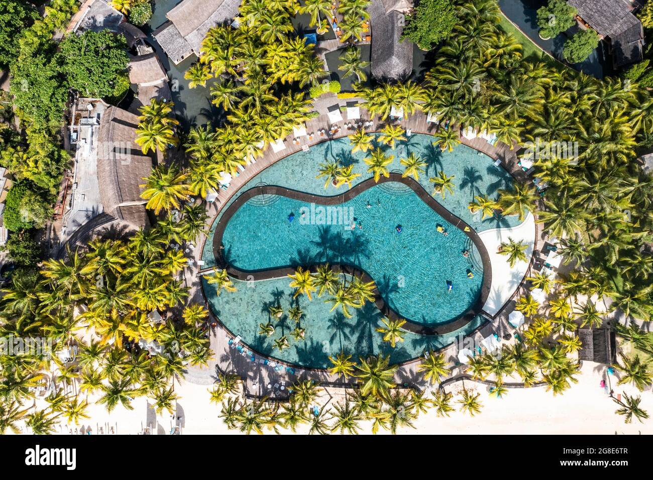 Luftbild, Strände mit Luxushotels mit Wassersport in der Region Trou-aux-Biches Pamplemousses, Mauritius Stockfoto