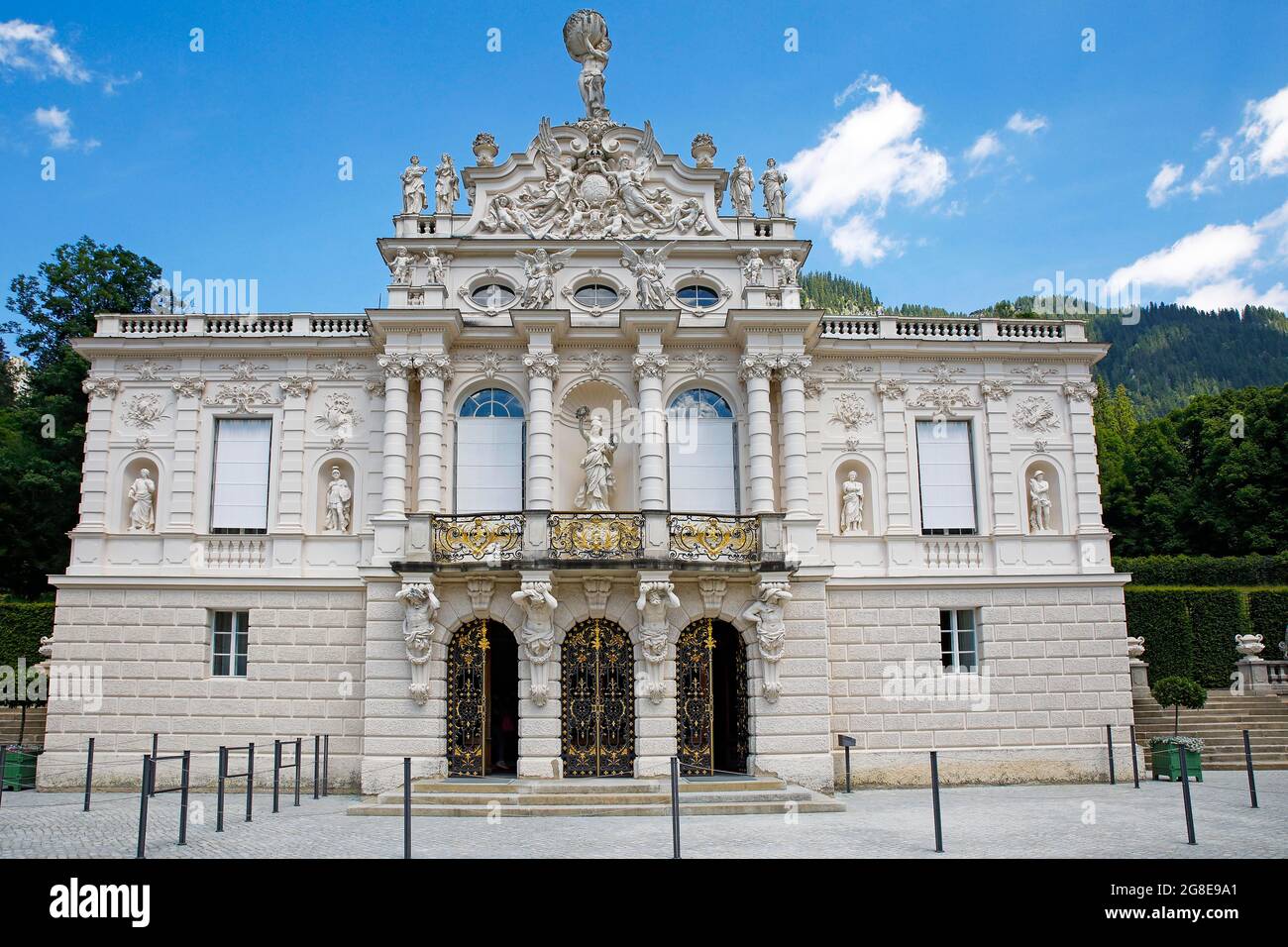 Schloss Linderhof, Königspalast von Ludwig II. Von Bayern, Südseite, Oberbayern, Bayern Stockfoto