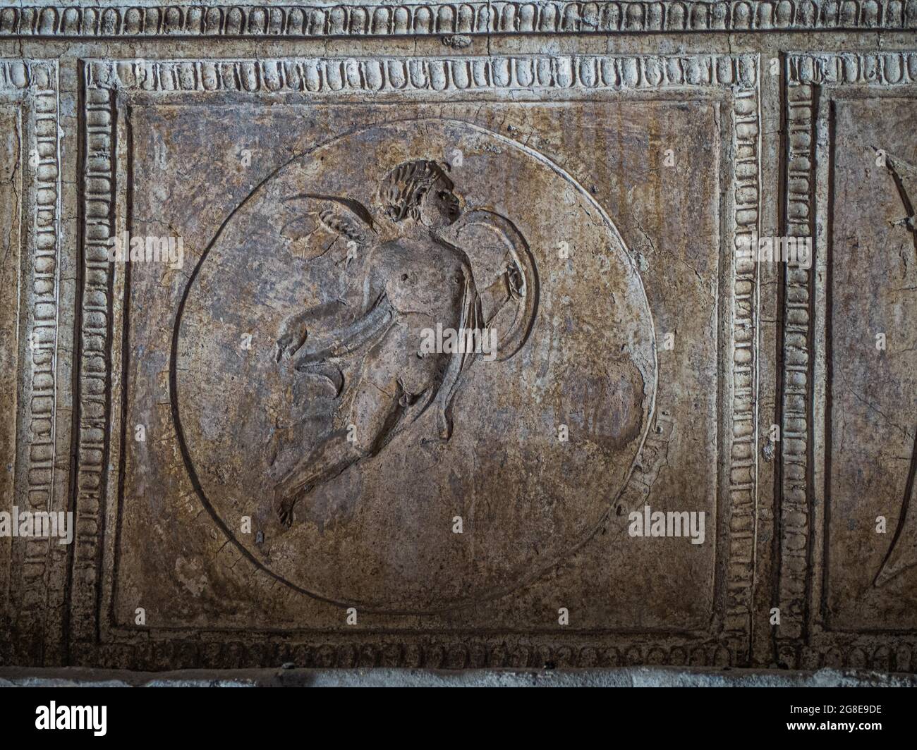 Altes römisches Relief in den Thermalkomplexen der Stabischen Bäder oder Stabischen Thermen, Pompeji, Kampanien, Italien Stockfoto