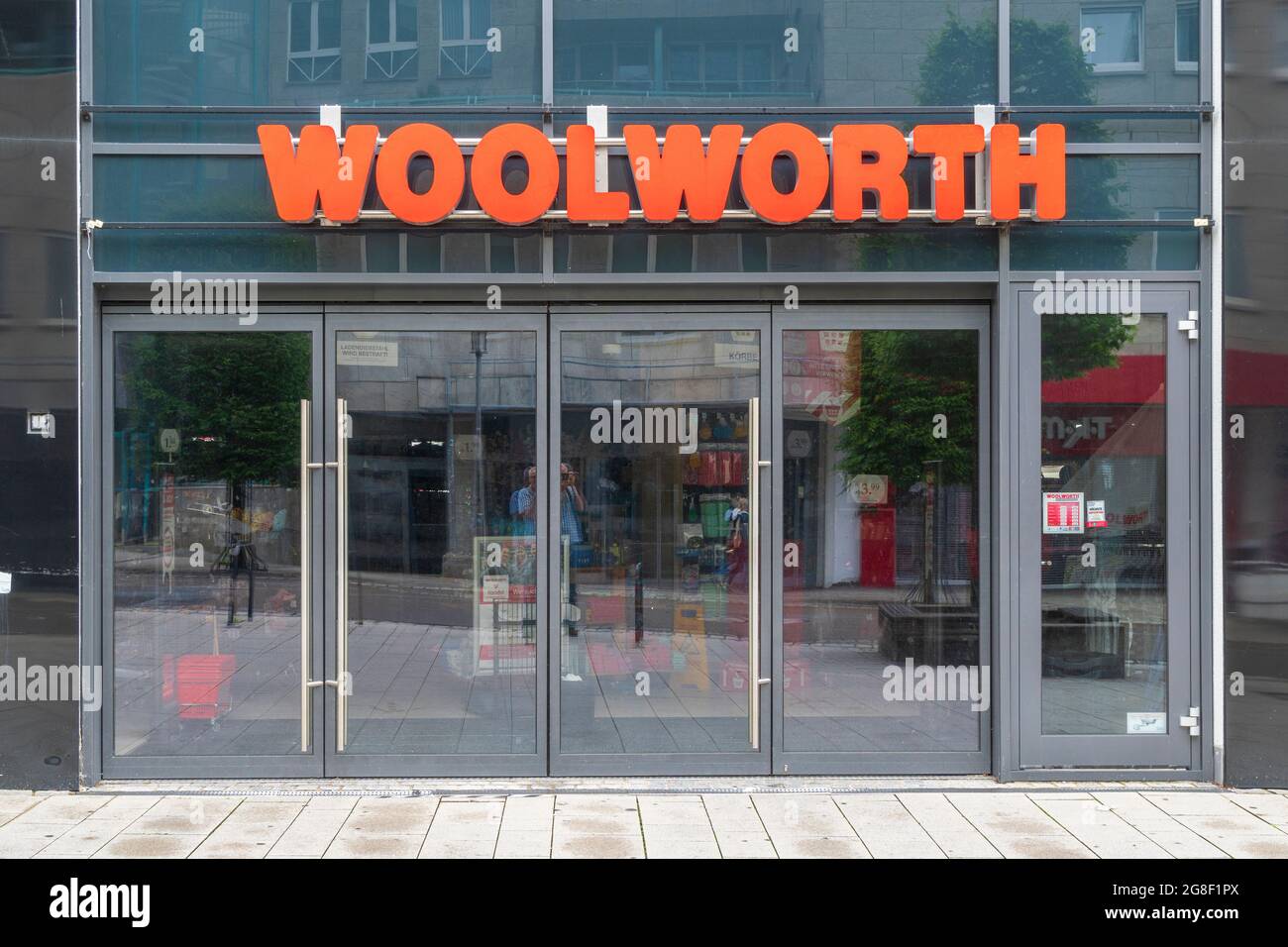 Filiale der Firma WOOLWORTH in Kempten Stockfoto