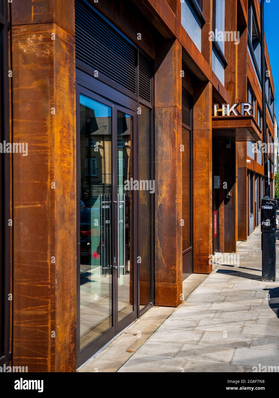 HKR Hoxton London - Luxuriöses Apartmentgebäude in London, fertiggestellt 2020 Architekt Hawkins Brown Architects. Stockfoto