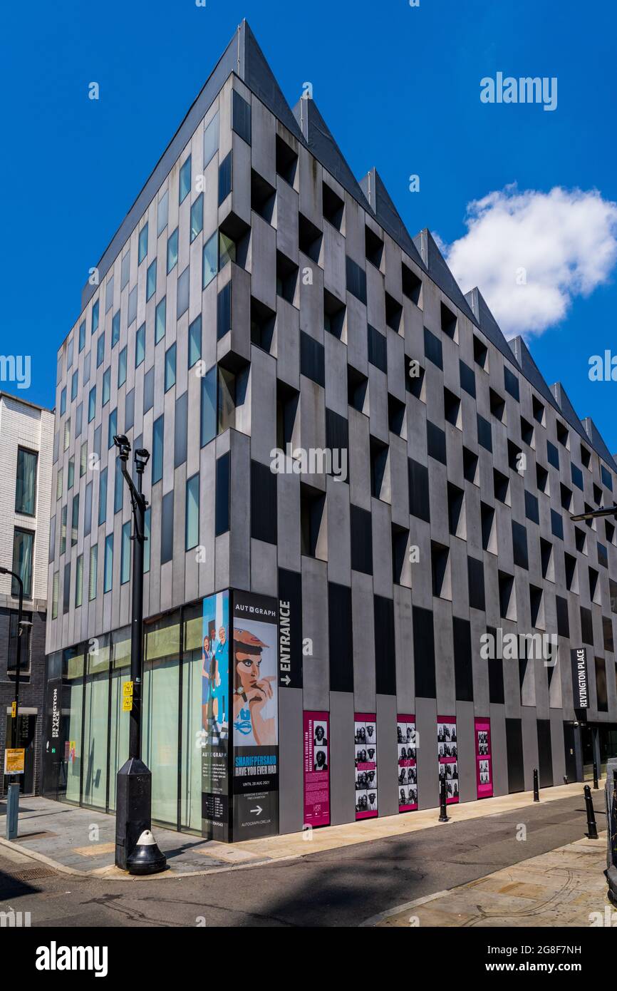 Rivington Place, einem international Visual Arts Center in Shoreditch, London. Von Architekt David Adjaye konzipiert, eröffnet 2007. Stockfoto