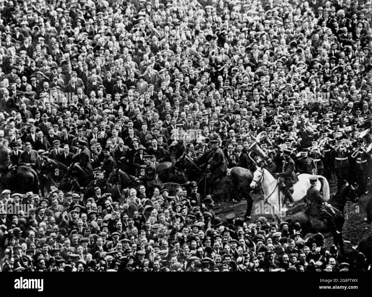 Das FA Cup Finale 1923 war ein Fußballspiel zwischen Bolton Wanderers und West Ham United am 28. April 1923 im ursprünglichen Wembley Stadium. Stockfoto