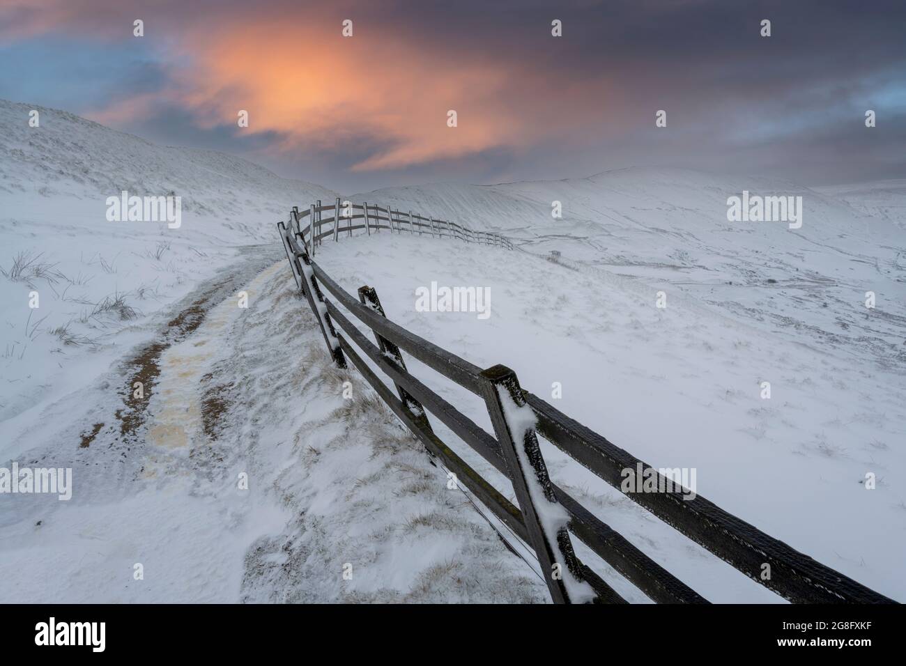 Rushup Edge im Winter, Peak District, Derbyshire, England, Vereinigtes Königreich, Europa Stockfoto