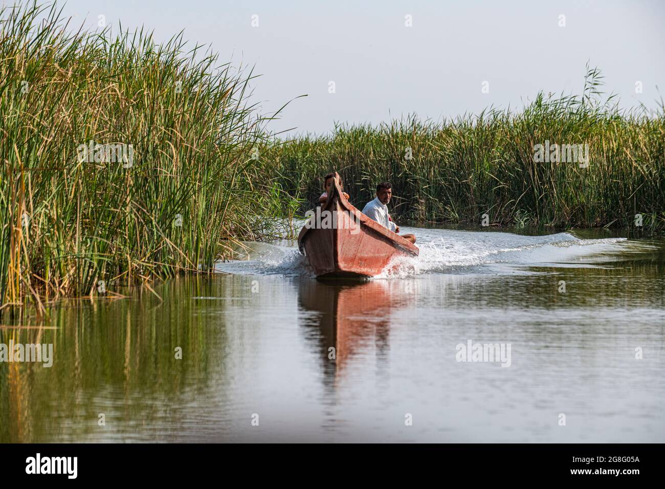 Lokales Boot, Mesopotamische Sümpfe, der Ahwar des Südiraks, UNESCO-Weltkulturerbe, Irak, Naher Osten Stockfoto