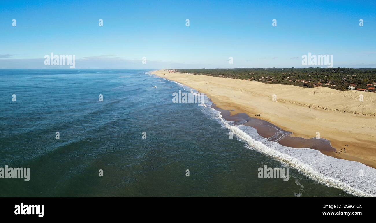 Luftaufnahme von Hossegor Beach, Les Landes, Nouvelle-Aquitaine, Frankreich, Europa Stockfoto