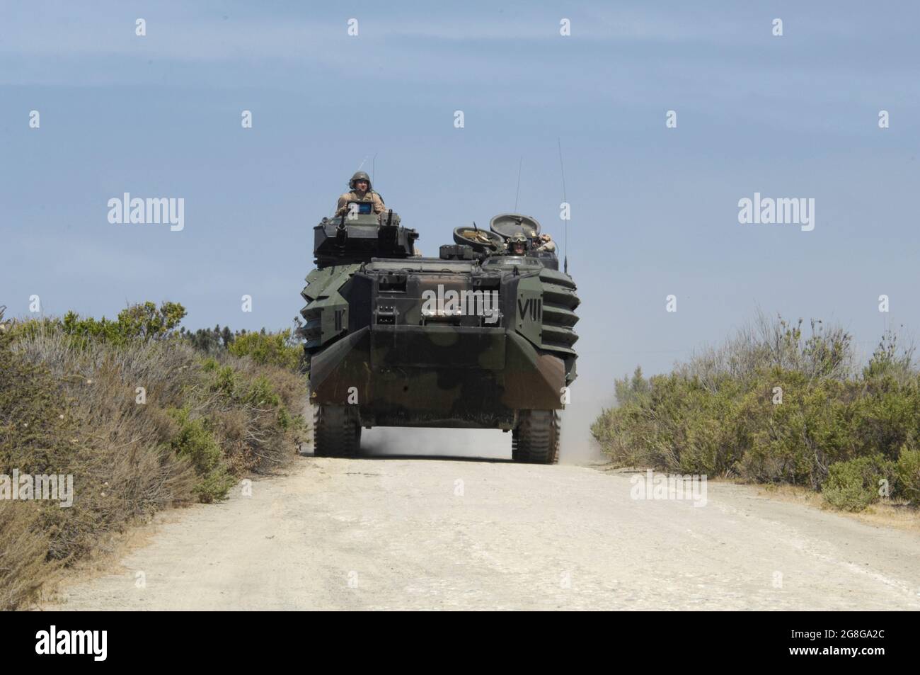USMC Assault Amphibienfahrzeug auf der Straße im MCB Camp Pendleton, CA Stockfoto