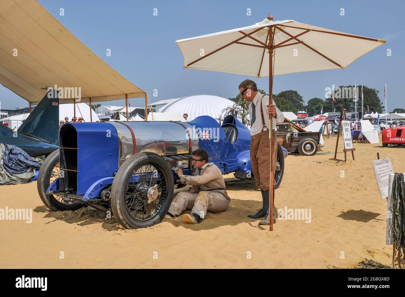 Sunbeam V12 Blue Bird in der Land Speed Record-Ausstellung beim Goodwood Festival of Speed, Großbritannien. Früher bekannt als Sunbeam 350HP Stockfoto