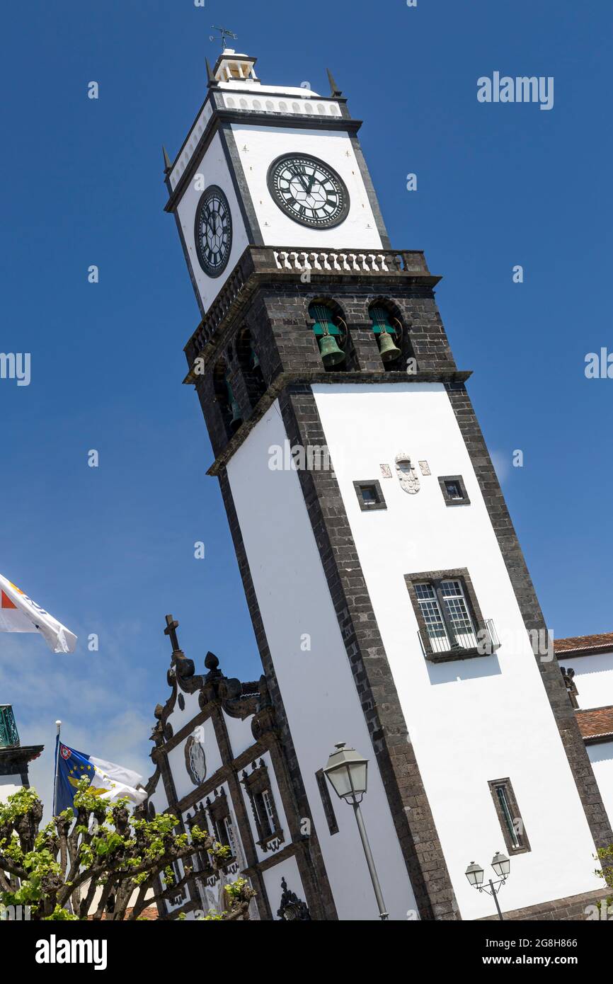 Katholische Kirche aus dem 16. Jahrhundert - Igreja de São Sebastião, in Ponta Delgada, Insel Sao Miguel, Azoren, Portugal Stockfoto