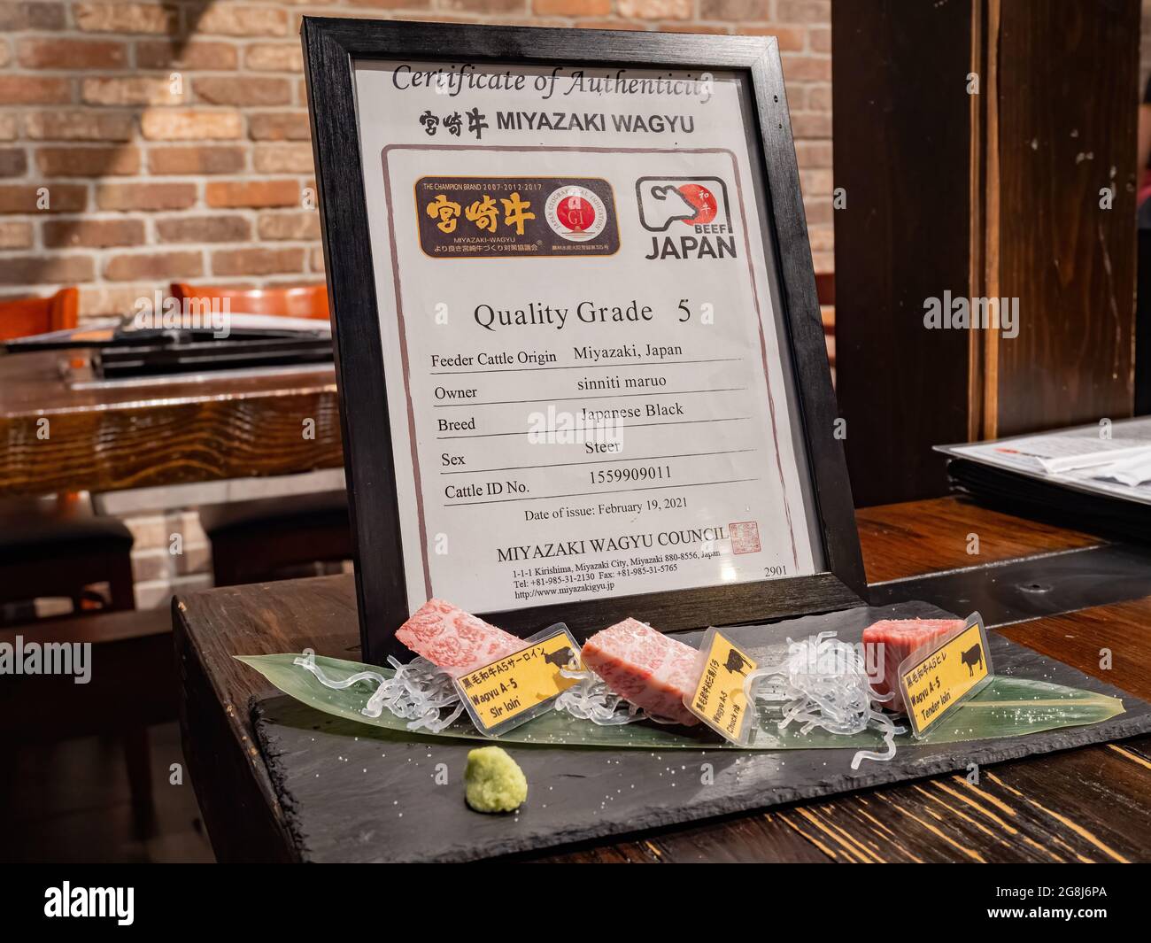 Las Vegas, APR 16, 2021 - Nahaufnahme des japanischen A5 Wagyu Beef Zertifikats Stockfoto